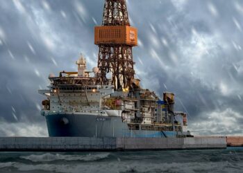 КТК остановил перевалку нефти из-за непогоды