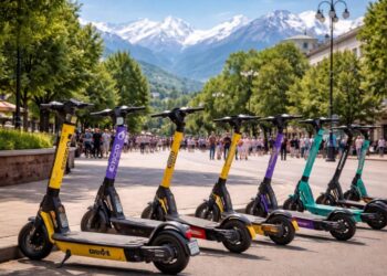 В Казахстане ужесточат правила езды на самокате