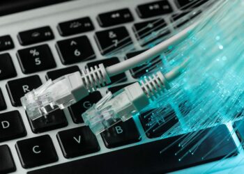 Вице-министр просвещения: Интернета нет в 1% школ Казахстана