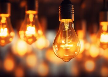 Тарифы на свет заморозят в Казахстане до 2032 года