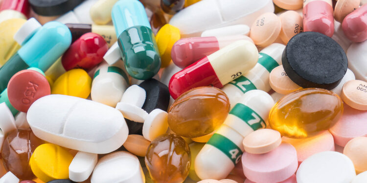Угроза нацбезопасности: депутат назвал главные проблемы в производстве лекарств