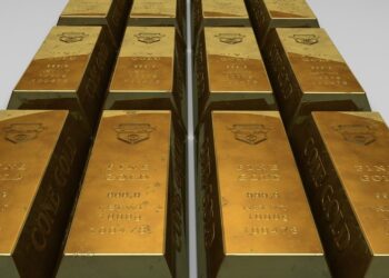 Цены на драгоценные металлы достигли рекордных уровней