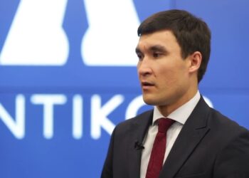 Серик Сапиев сделал новое заявление относительно конфликта с его заместителем