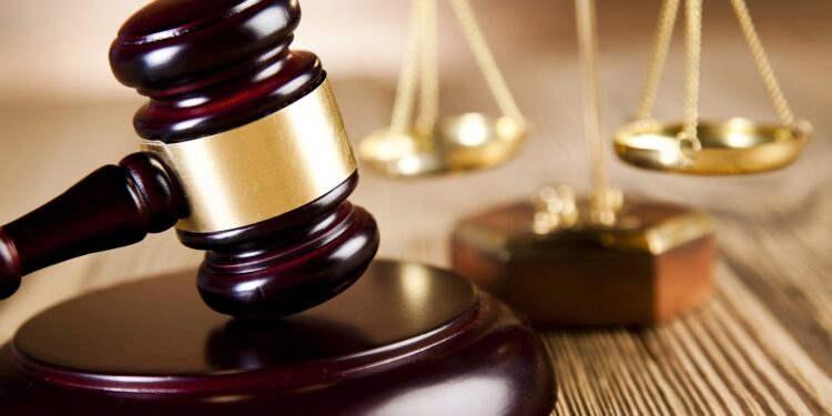 Пономарев предложил закрепить запрет смертной казни в Конституции