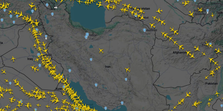 Иран снова открыл своё воздушное пространство