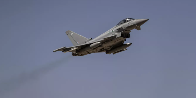 Британия и Франция атаковали объект ИГ в Сирии