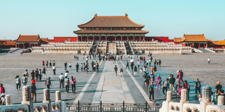 В Китае в семью вернулся сын, похищенный 21 год назад