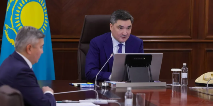 Бектенов: Президент ставит задачу нарастить динамику с акцентом на долгосрочный результат