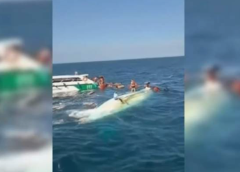 В Таиланде затонул катер с казахстанцами