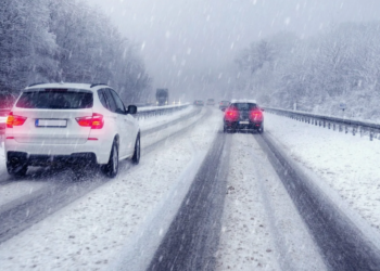 Водителей предупредили о метелях в девяти областях Казахстана