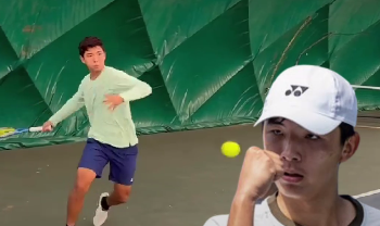 Казахстанский теннисист сотворил историю на турнире в Австралии (ВИДЕО)