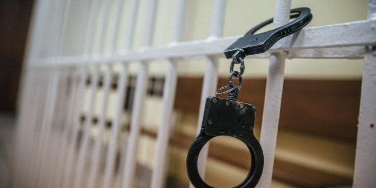 В педофилии подозревают жителя Кентау: жертвами могли стать его падчерицы