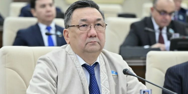 Депутат предложил закрепить экологические ценности в Конституции в качестве национального приоритета