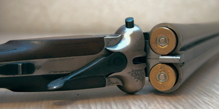 В Мангистау застрелился мужчина, заподозренный в изнасиловании 13-летней падчерицы