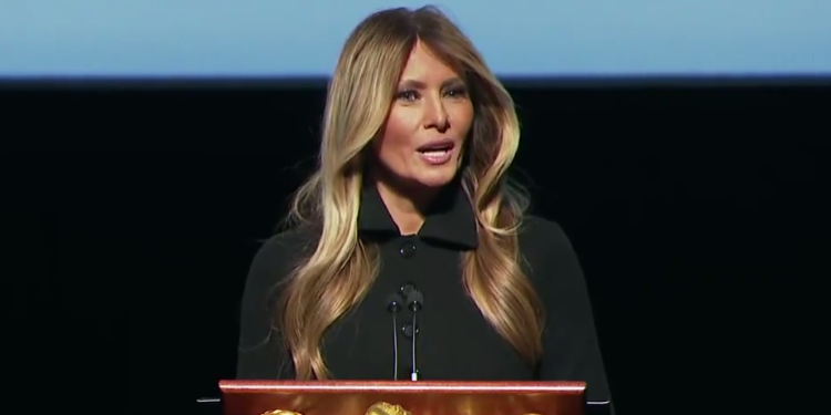 Мелания Трамп раскрыла закулисье Белого дома в новом фильме (ВИДЕО)