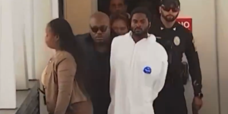 Сексуальный насильник в США схватил за ягодицы женщину-детектива