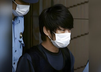 Убийцу бывшего премьера Японии приговорили к пожизненному заключению