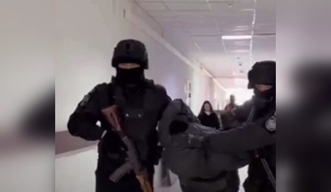 Четверых подозреваемых по делу об убийстве задержали в Шымкенте