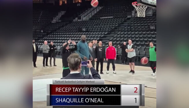 Президентский мастер-класс: Эрдоган обыграл звезду баскетбола Шакила О’Нила