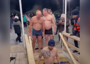 Крещенские купания начались в Казахстане