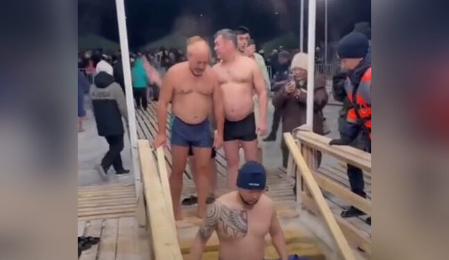 Крещенские купания начались в Казахстане