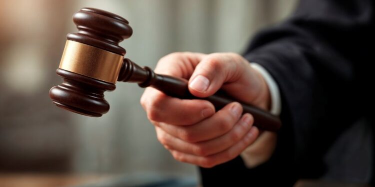 Скандал на концерте Джей Ло в Астане: суд оштрафовал жену замначальника полиции