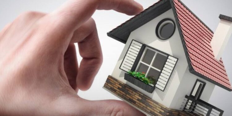 Сирота остался без жилья из-за ошибки чиновников в области Абай