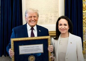 Трамп получил Нобелевскую премию мира. Наконец-то