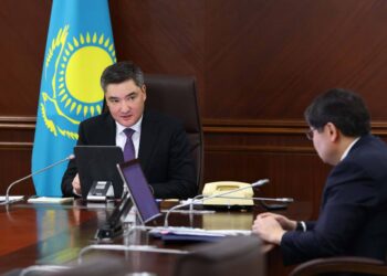 Приписки на миллиарды и «беременные» мужчины: почему ФСМС передают Минфину