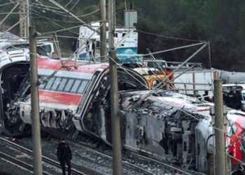 В Испании произошло ещё одно ЧП: поезд сошёл с рельсов под Барселоной