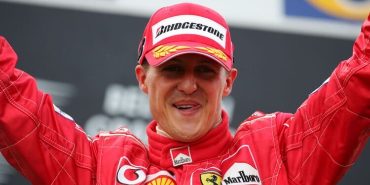 Шумахер больше не прикован к постели – СМИ