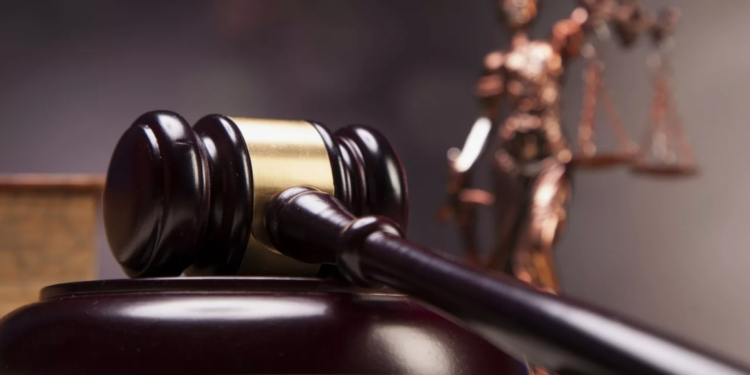 Пенсионера за изнасилование девочки приговорили к 21 году тюрьмы в Актобе