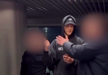 Появились кадры задержания Нурлана Сабурова в аэропорту Внуково