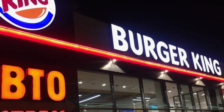 После скандала в Burger King отстранён один из руководителей