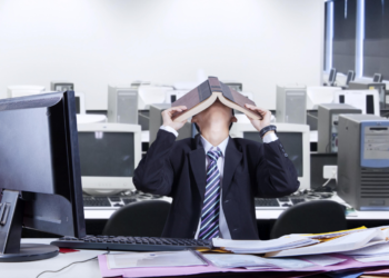 Глава “Байтерека” прокомментировал критику Токаева о бездельниках