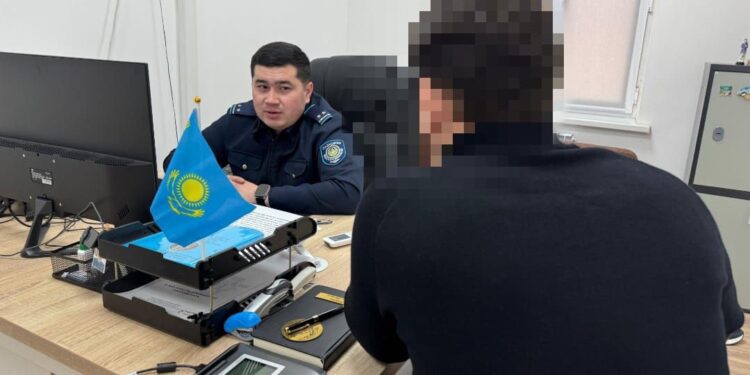 Молодой человек вскрыл сейф своей бабушки и обворовал её на 7 млн тенге