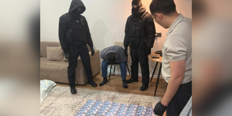 Казахстанца задержали за попытку продать почку за 25 тысяч долларов