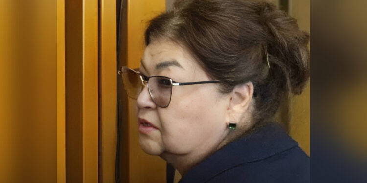 Мать экс-министра Бишимбаева выиграла суд