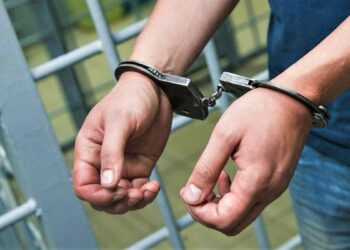 Мужчина устроил стрельбу посреди улицы в Туркестанской области