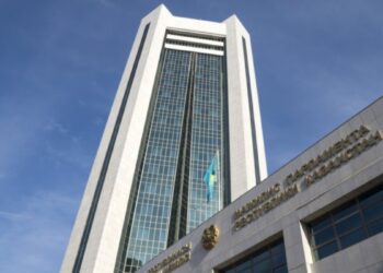 Мажилис одобрил поправки по газоснабжению и бережливому потреблению газа