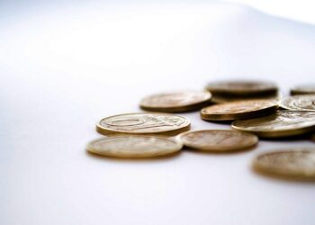 Казахстанские блогеры заплатят 500 млн тенге за сокрытие доходов