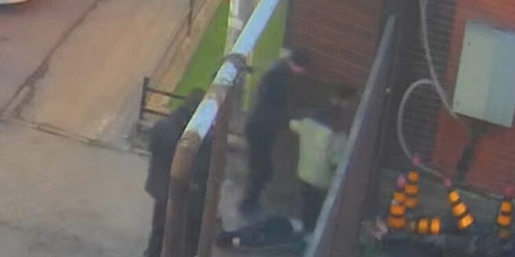 Человека жестоко избили в Алматы: полиция водворила в ИВС подозреваемого