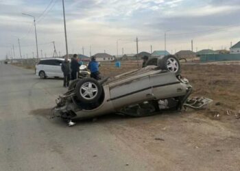 Двое маленьких детей погибли в ДТП в Атырауской области (ВИДЕО)