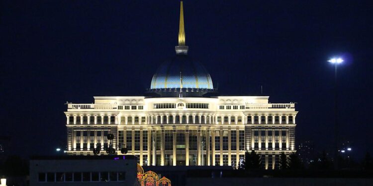 Ситуация в Иране: Токаев направил послания лидерам ряда стран