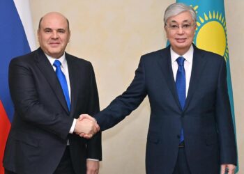 Токаев принял премьер-министра России Михаила Мишустина