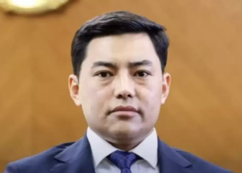 В Шымкенте акима района проверят по дисциплинарному делу после скандального видео