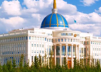 Токаев переговорил с президентом ОАЭ