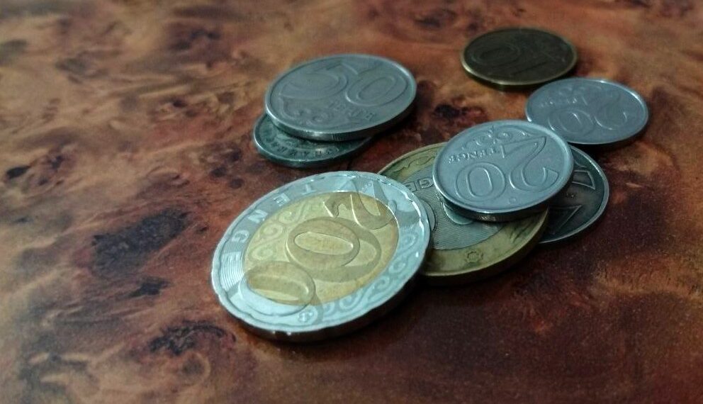 Минтруда опровергло слухи о 20% удержаний из пенсий