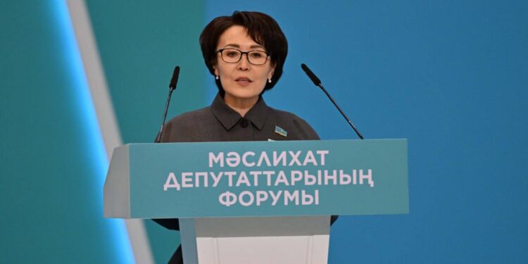 ІІІ Республиканский форум депутатов маслихатов собрал представителей со всей страны