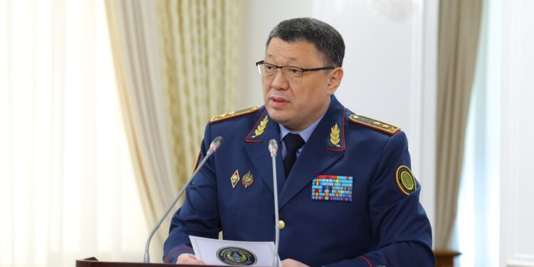 Административная амнистия: глава МВД рассказал, кто под неё попадает